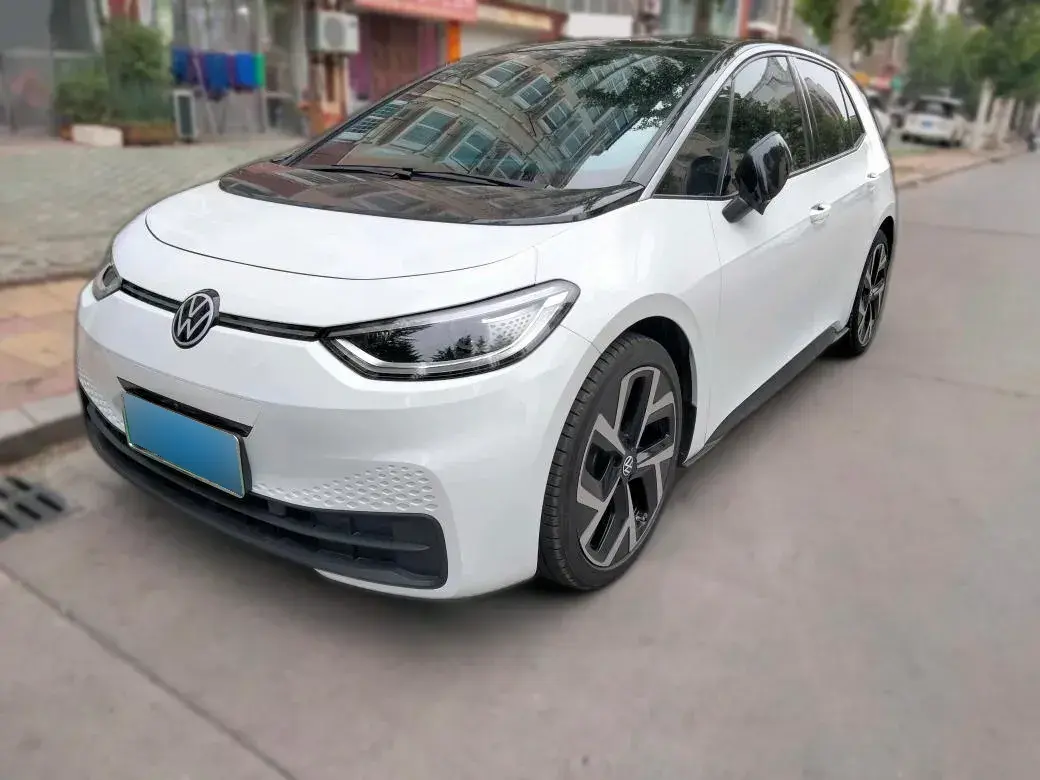 2025 Volkswagen ID.3 BEV 52.8KWH