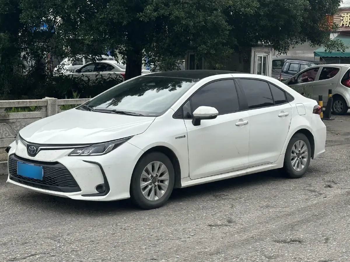2023 Toyota Corolla 1.8L 98HP L4 E-CVT Hybrid
