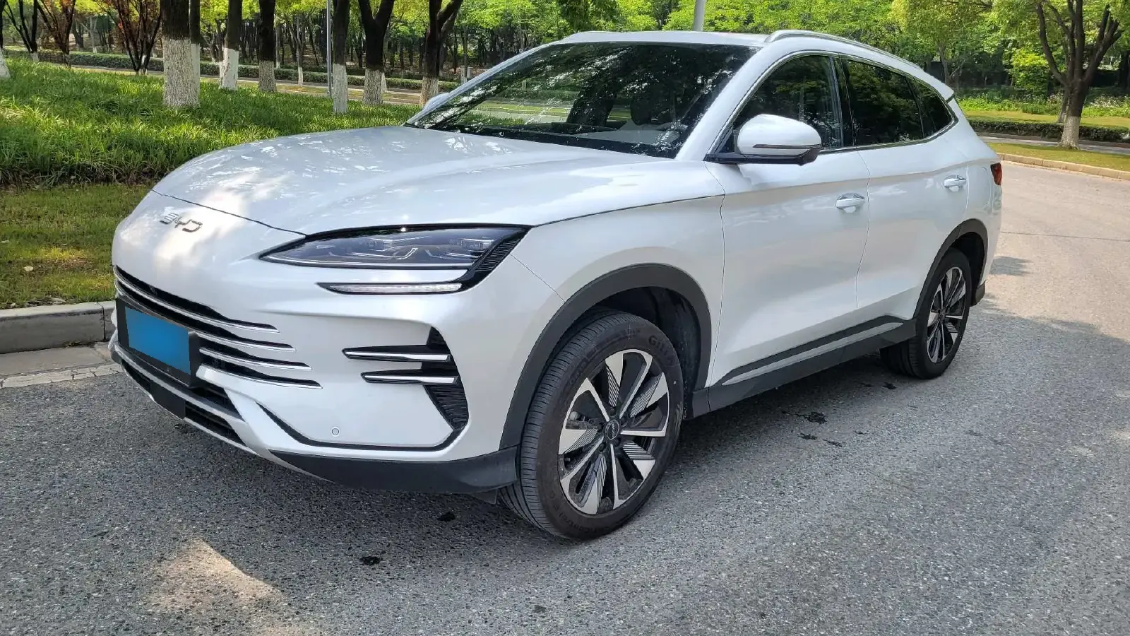 2025 BYD Song Plus 1.5L 101HP L4 E-CVT PHEV 26.6KWH