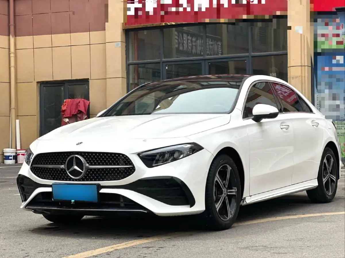 2024 Mercedes-Benz A Class 1.3T 163HP L4 7DCT