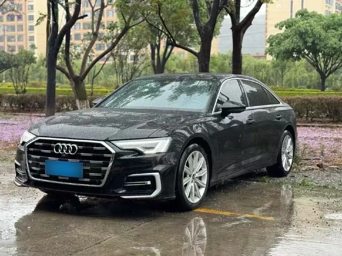 2024 Audi A6L 2.0T 245HP L4 7DCT