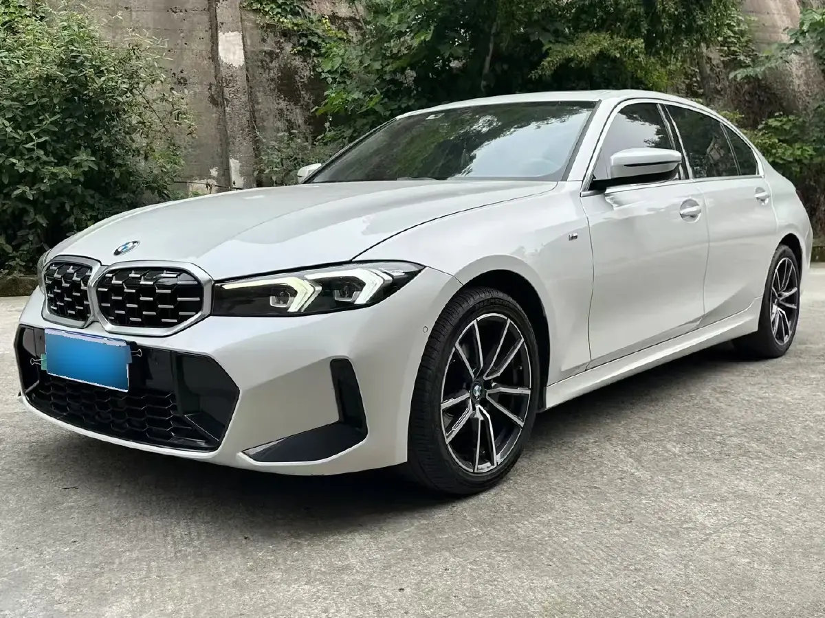 2023 BMW 3 Series 2.0T 184HP L4 8AT