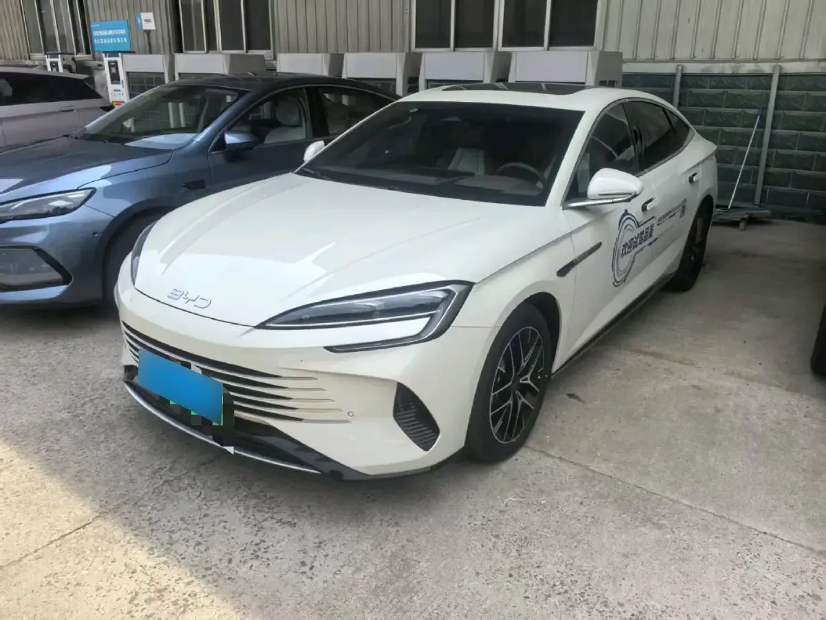 2025 BYD Seal07 DM-i 1.5L 101HP L4 E-CVT PHEV 17.6KWH