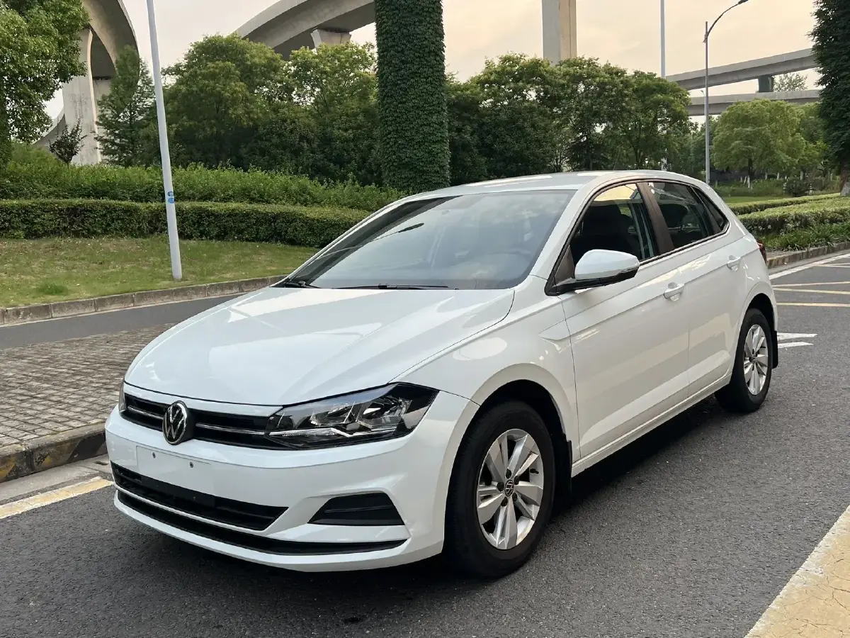 2023 Volkswagen Polo 1.5L 110HP L4 6AT