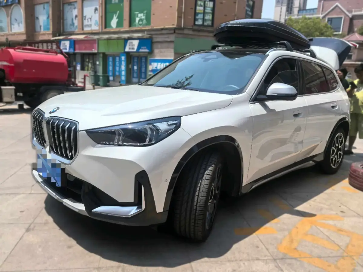 2023 BMW X1 2.0T 204HP L4 7DCT