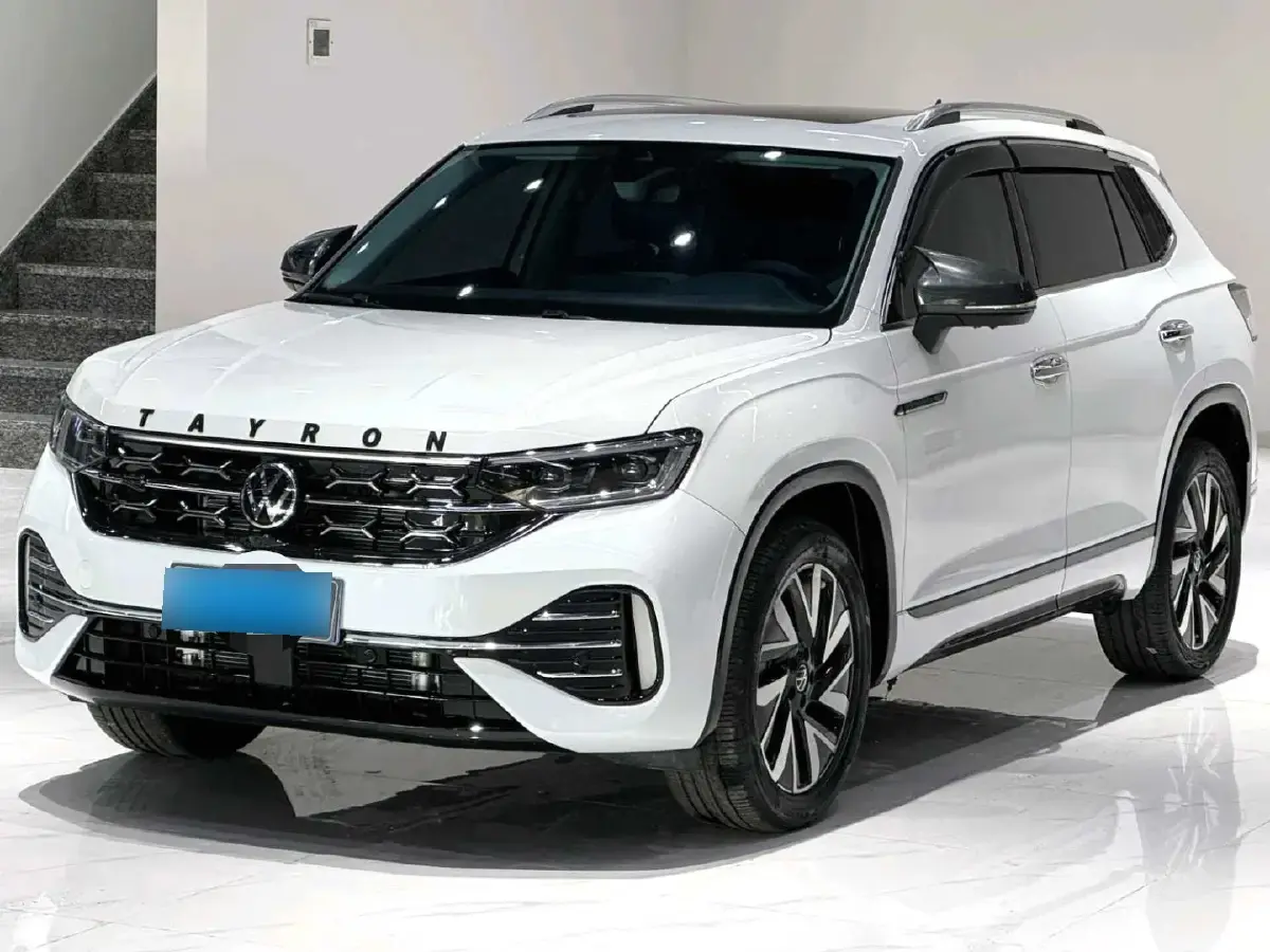 2023 Volkswagen Tayron 2.0T 220HP L4 7DCT