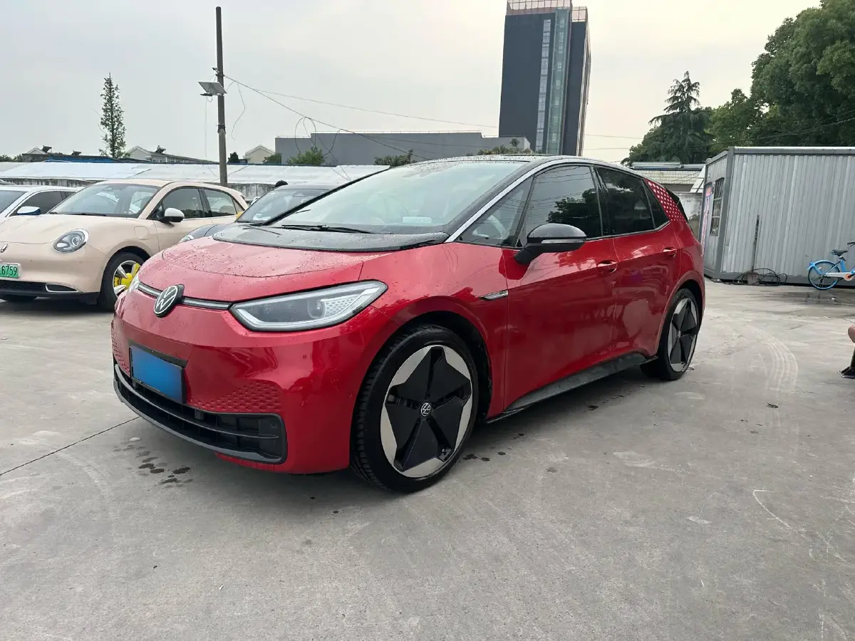 2023 Volkswagen ID.3 BEV 52.8KWH