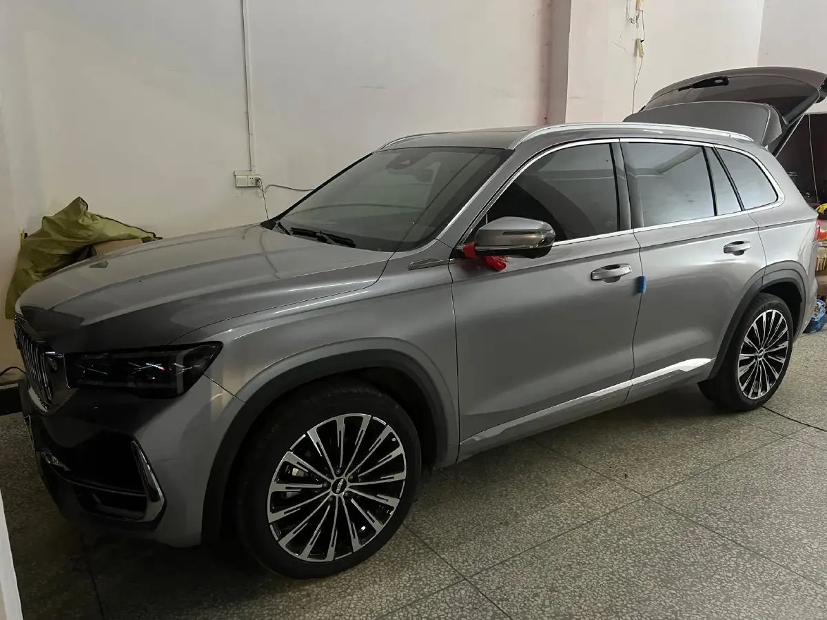 2025 Geely Monjaro 2.0T 238HP L4 8AT