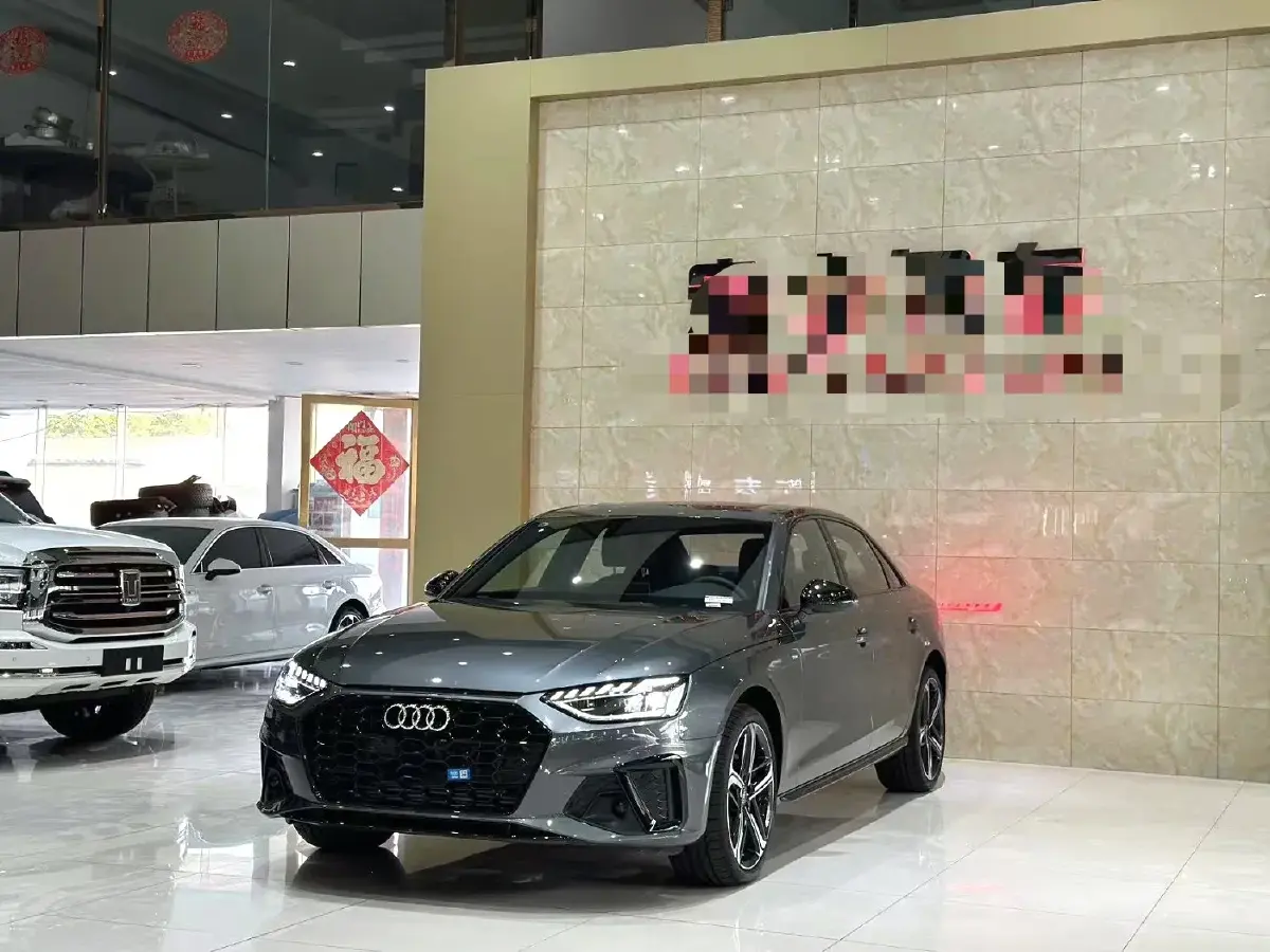 2024 Audi A4L 2.0T 190HP L4 7DCT