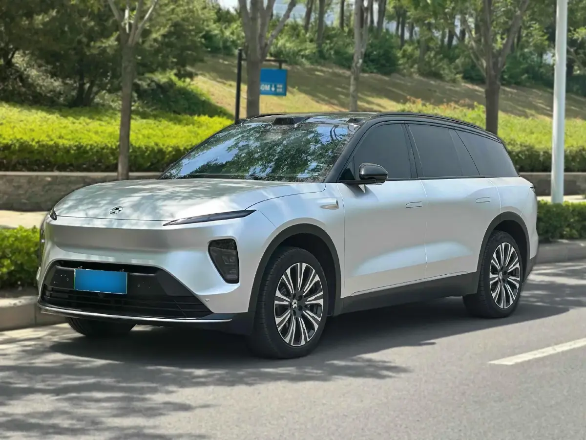2024 NIO ES8 BEV 100KWH