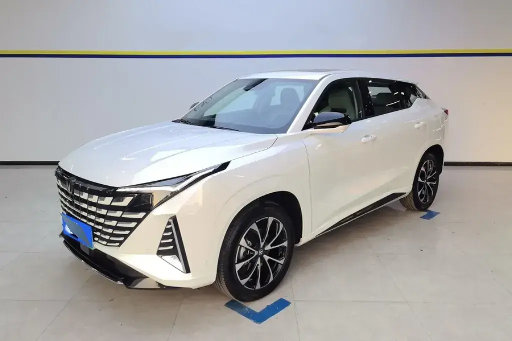 2024 ChangAn UNI-Z 1.5L 98HP L4 E-CVT PHEV 18.4KWH