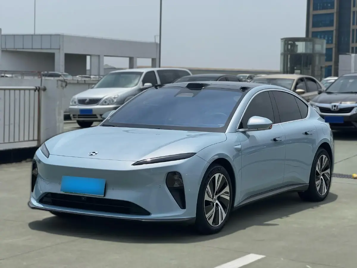 2024 NIO ET5 BEV 75KWH