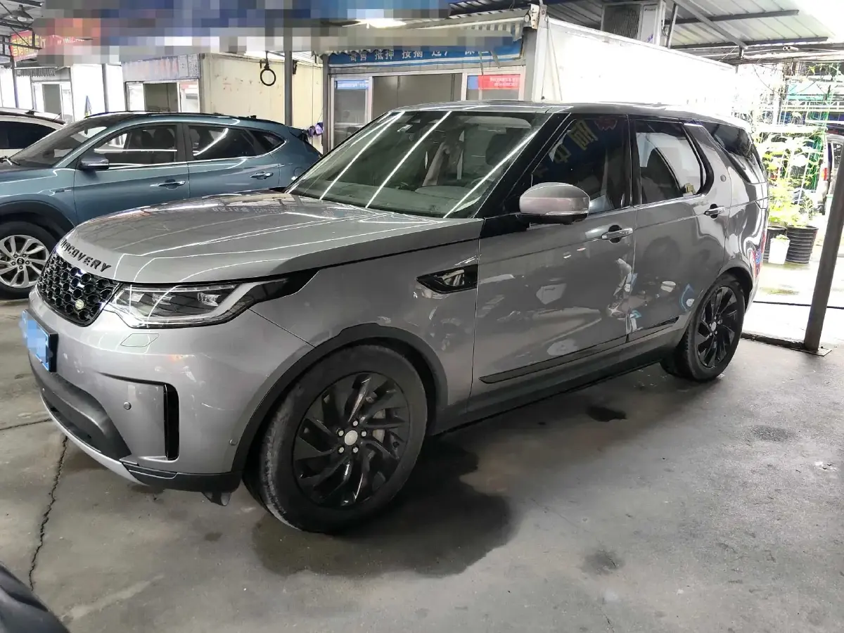 2020 Land Rover Discovery 2.0T 300HP L4 8AT