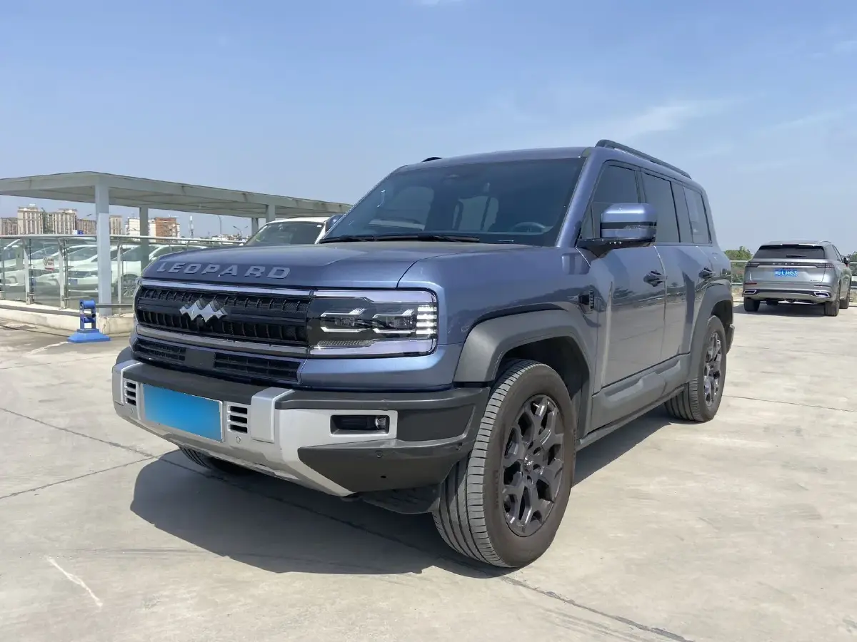 2023 FangChengBao Bao 5 1.5T 194HP L4 E-CVT PHEV 31.8KWH