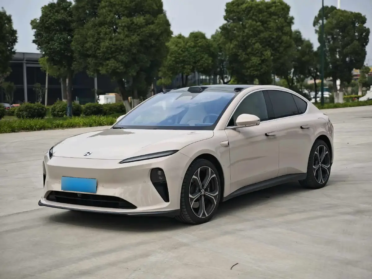 2024 NIO ET5 BEV 75KWH
