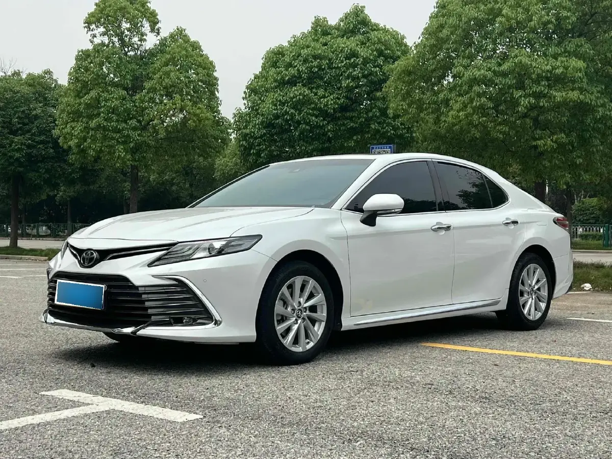 2023 Toyota Camry 2.0L 177HP L4 CVT