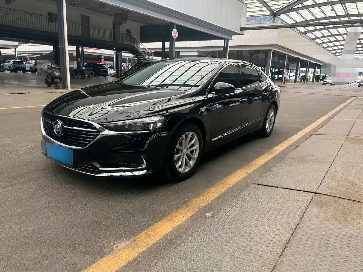 2022 Buick Larcosse 1.5T 169HP L4 9AT