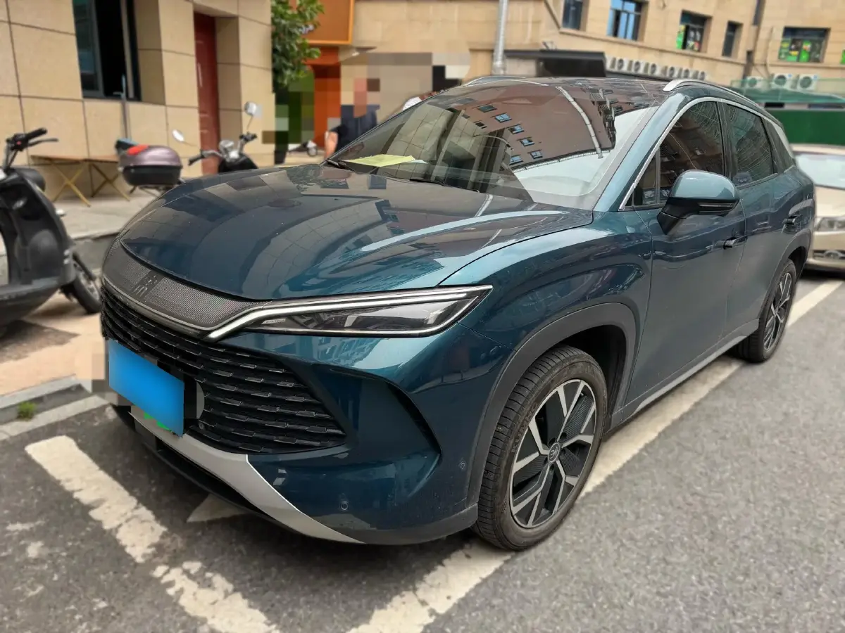 2024 BYD SongL DM-i 1.5L 101HP L4 E-CVT PHEV 26.6KWH