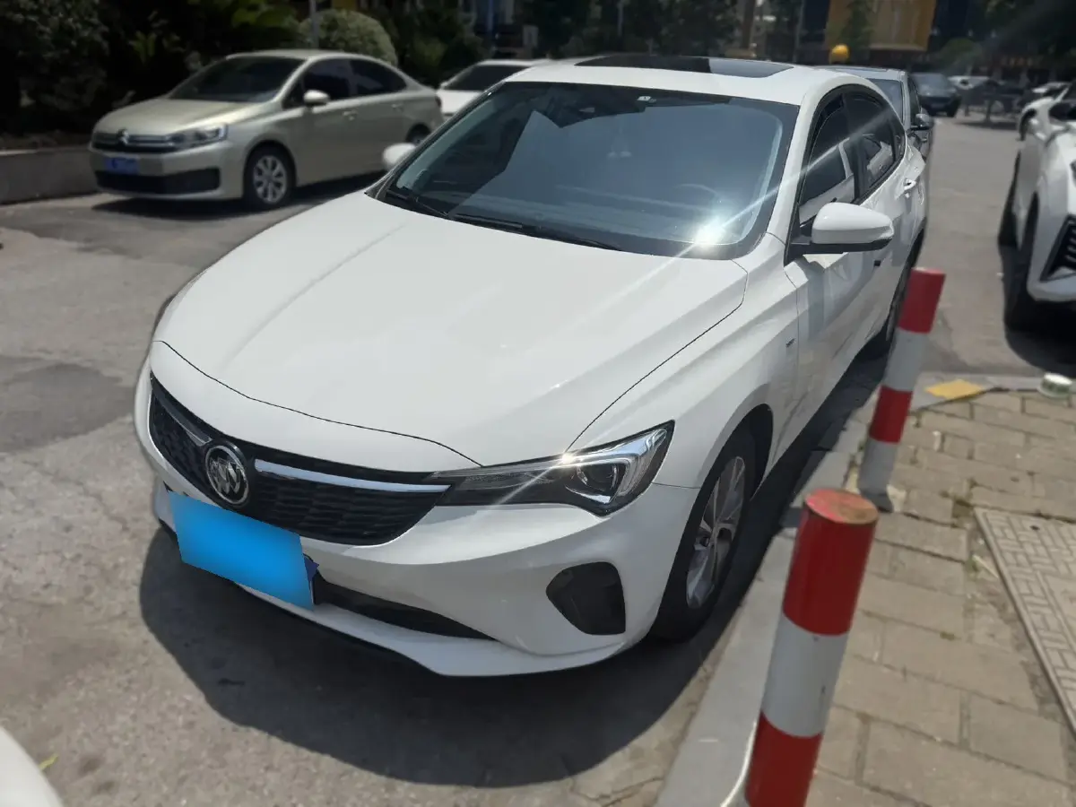 2023 Buick Verano 1.5T 184HP L4 CVT