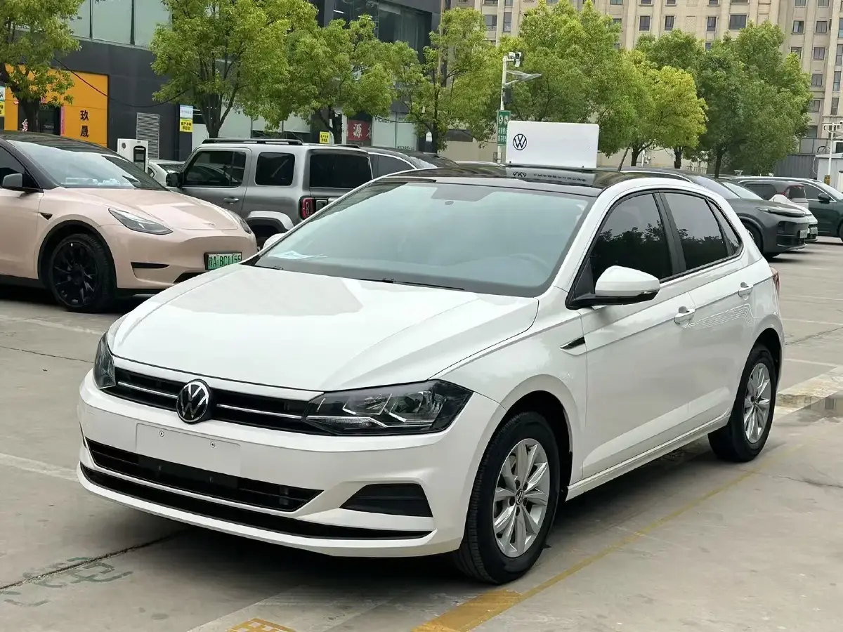 2023 Volkswagen Polo 1.5L 113HP L4 6AT