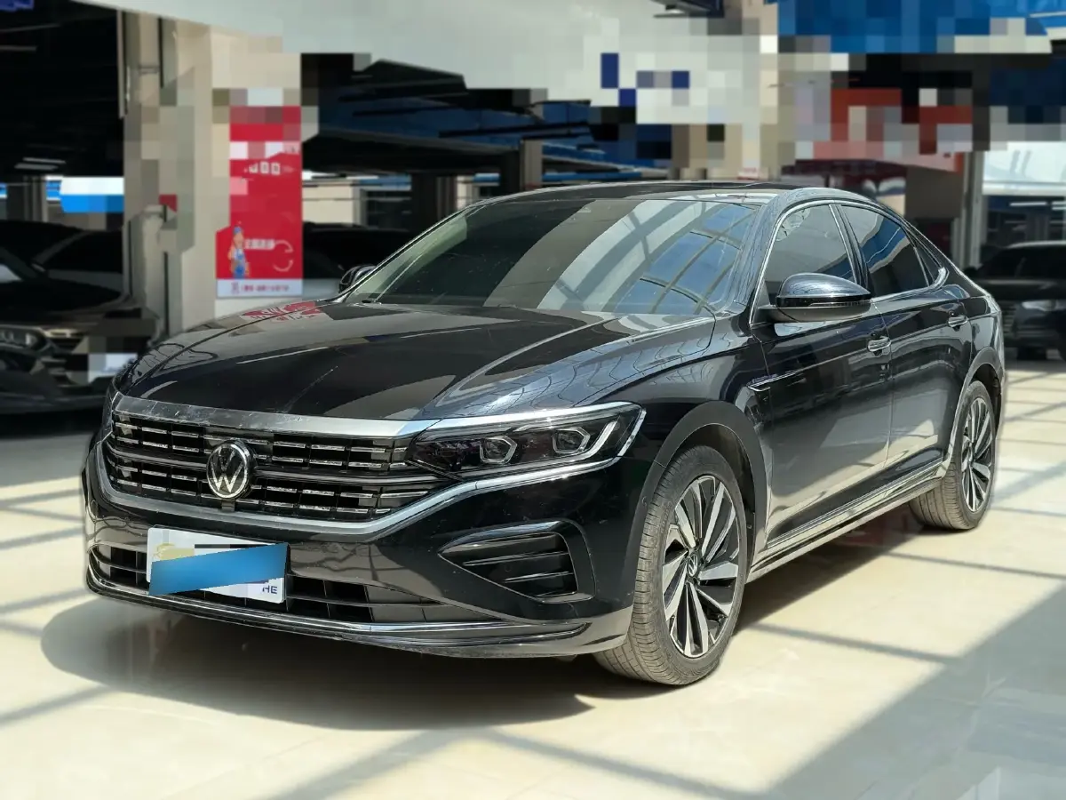 2022 Volkswagen Passat 2.0T 186HP L4 7DCT