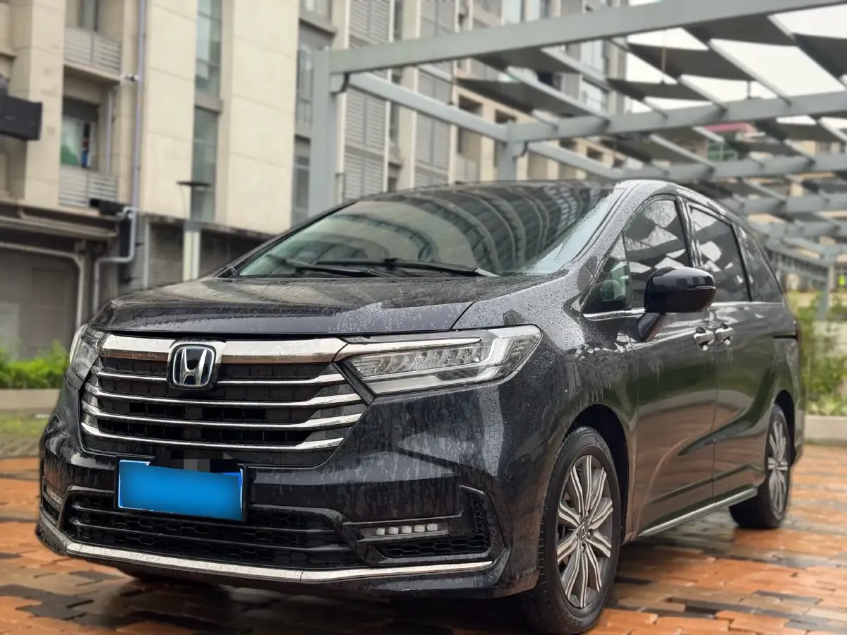 2022 Honda Odyssey 2.0L 146HP L4 E-CVT Hybrid