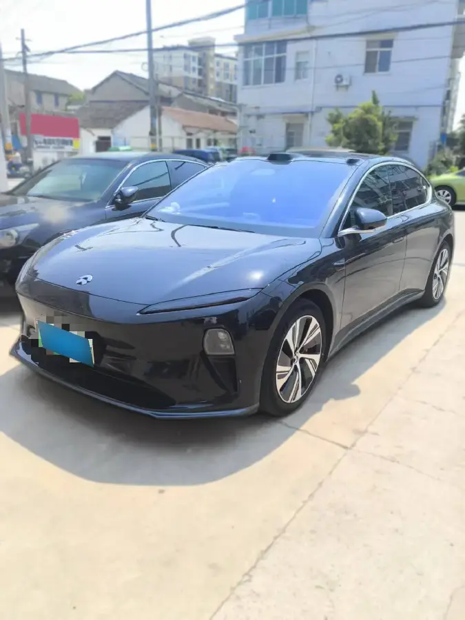 2022 NIO ET5 BEV 75KWH