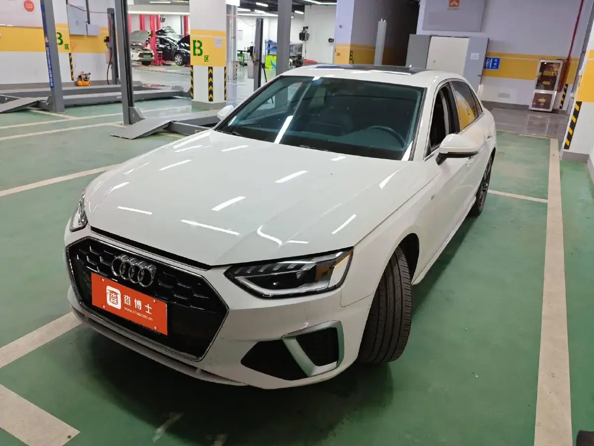 2020 Audi A4L 2.0T 190HP L4 7DCT