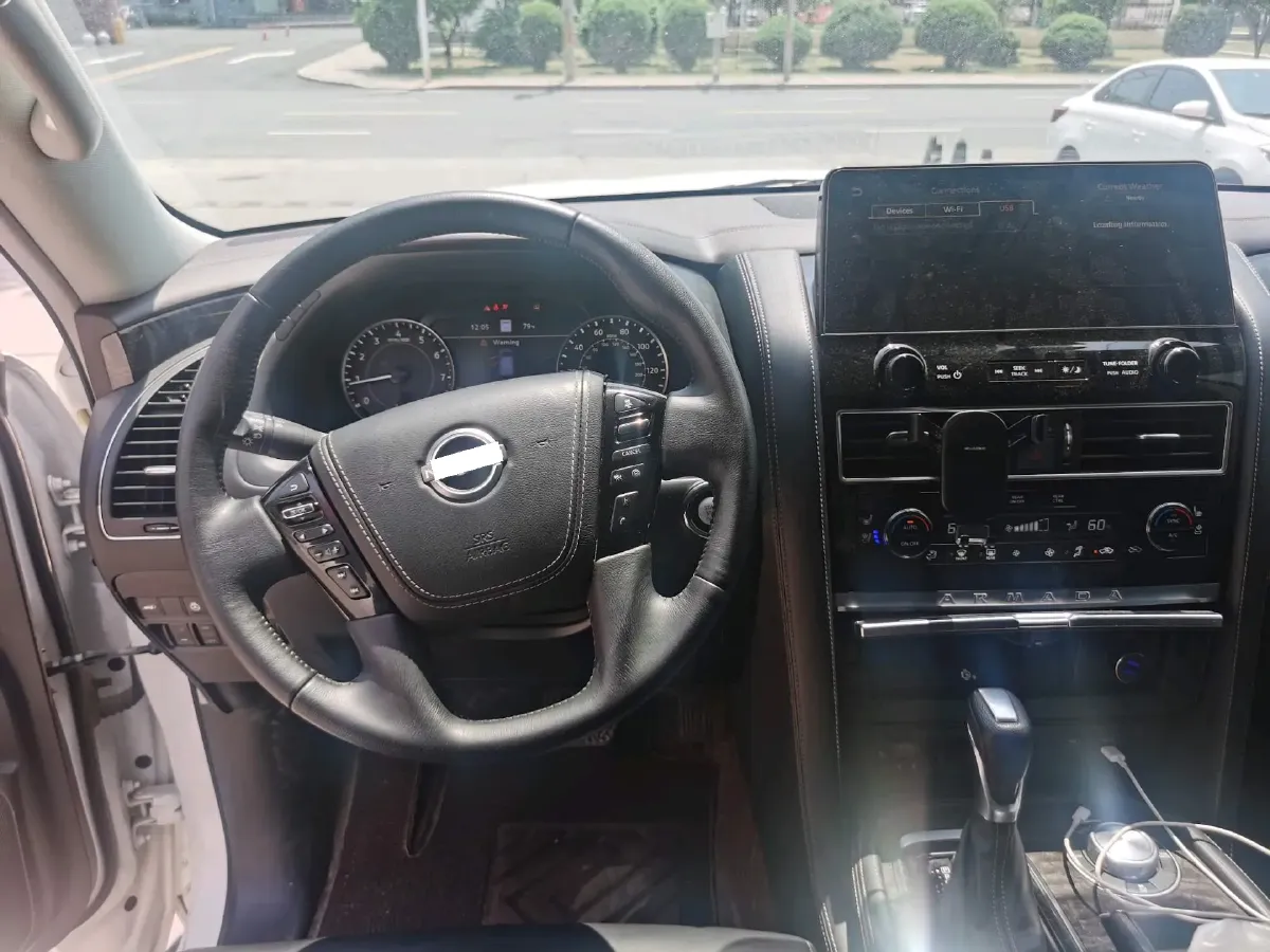 2023 Nissan Patrol 5.6L 400HP V8 7AT,autocango,china used car exporter,china ev exporter,chinese used car exporter,chinese used ev exporter