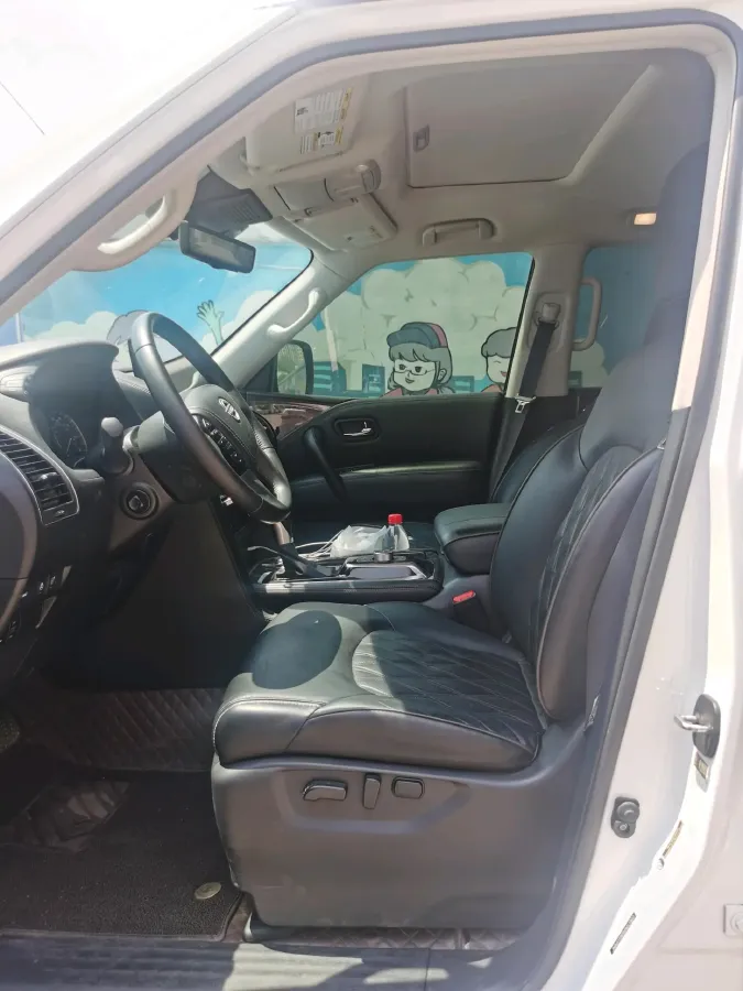 2023 Nissan Patrol 5.6L 400HP V8 7AT,autocango,china used car exporter,china ev exporter,chinese used car exporter,chinese used ev exporter