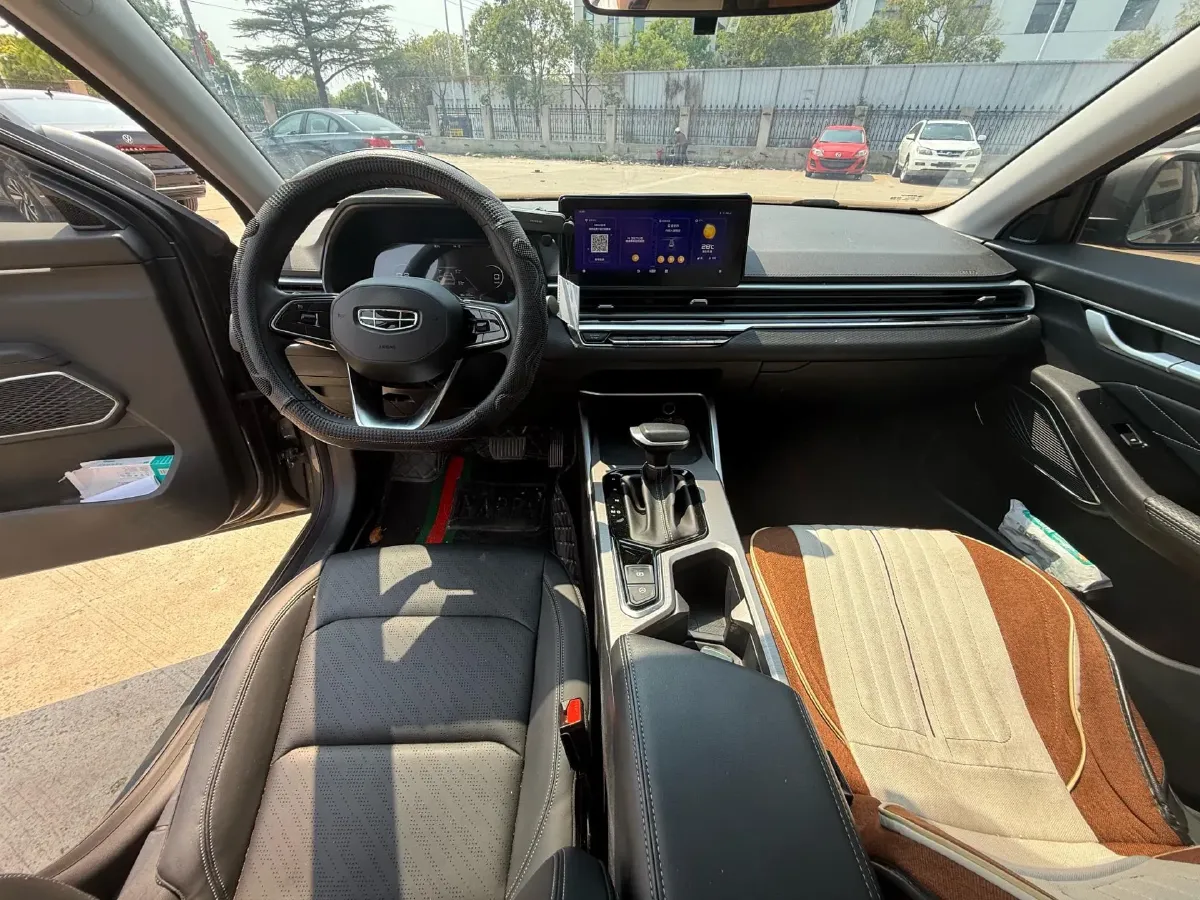 2022 Geely Emgrand L 1.4T 141HP L4 CVT,autocango,china used car exporter,china ev exporter,chinese used car exporter,chinese used ev exporter