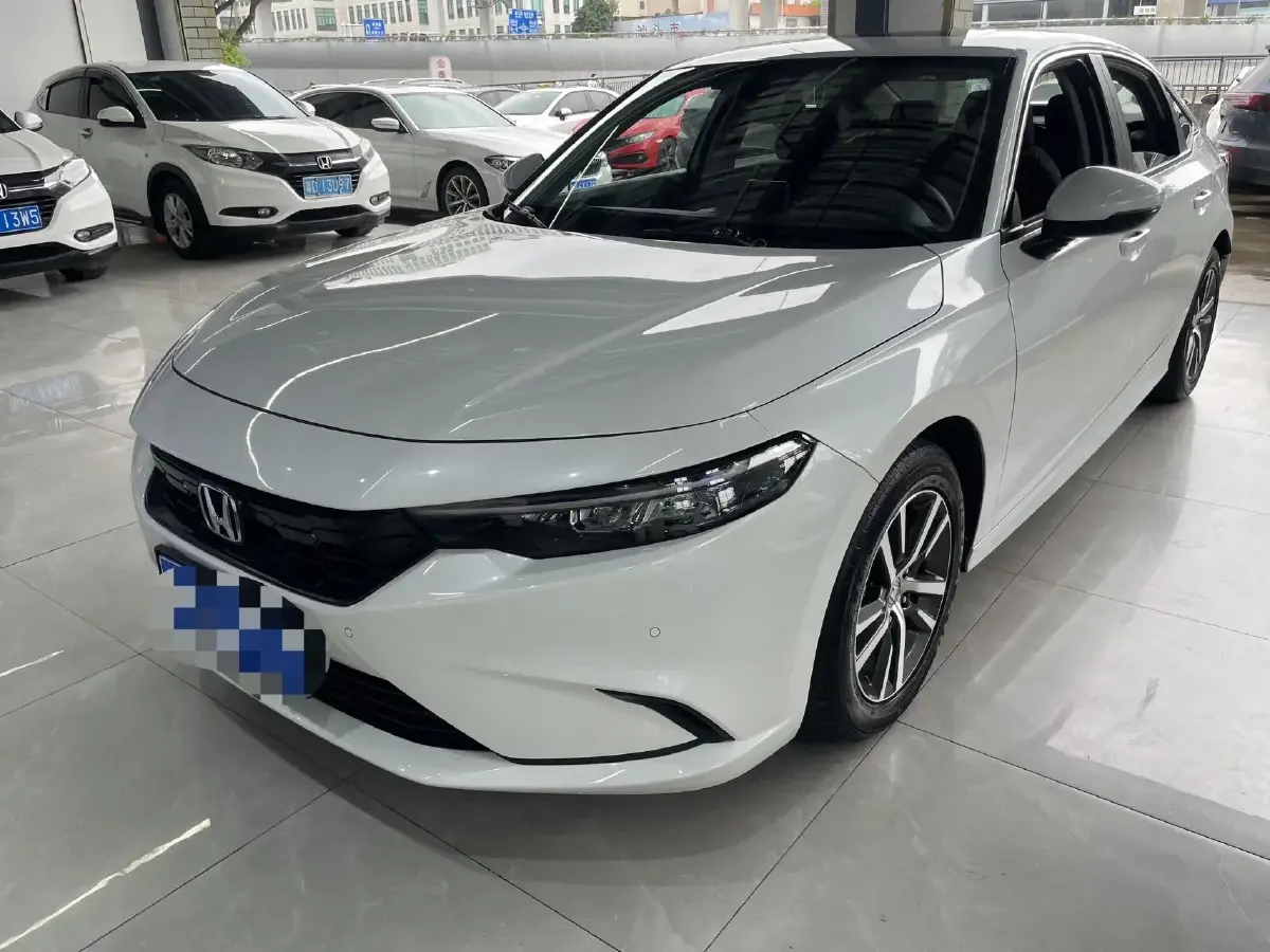 2023 Honda Civic 2.0L 143HP L4 E-CVT Hybrid
