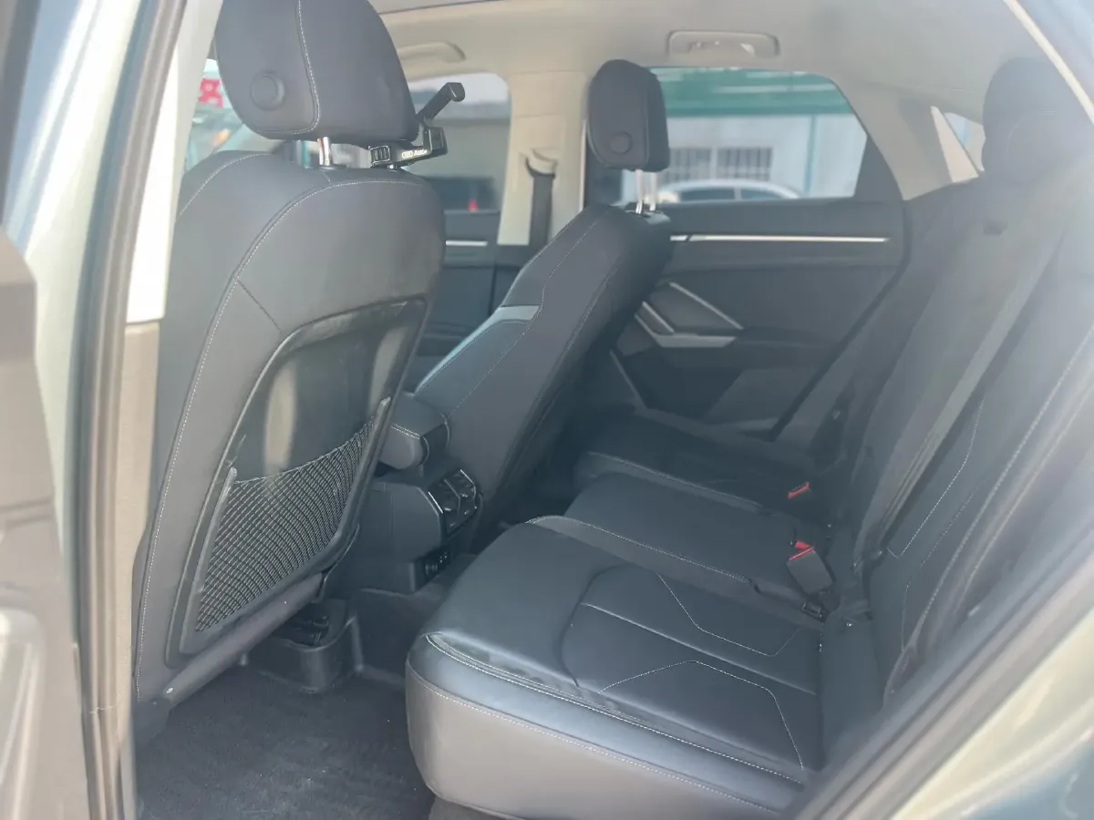 2022 Audi Q3 Sportback 2.0T 220HP L4 7DCT,autocango,china used car exporter,china ev exporter,chinese used car exporter,chinese used ev exporter