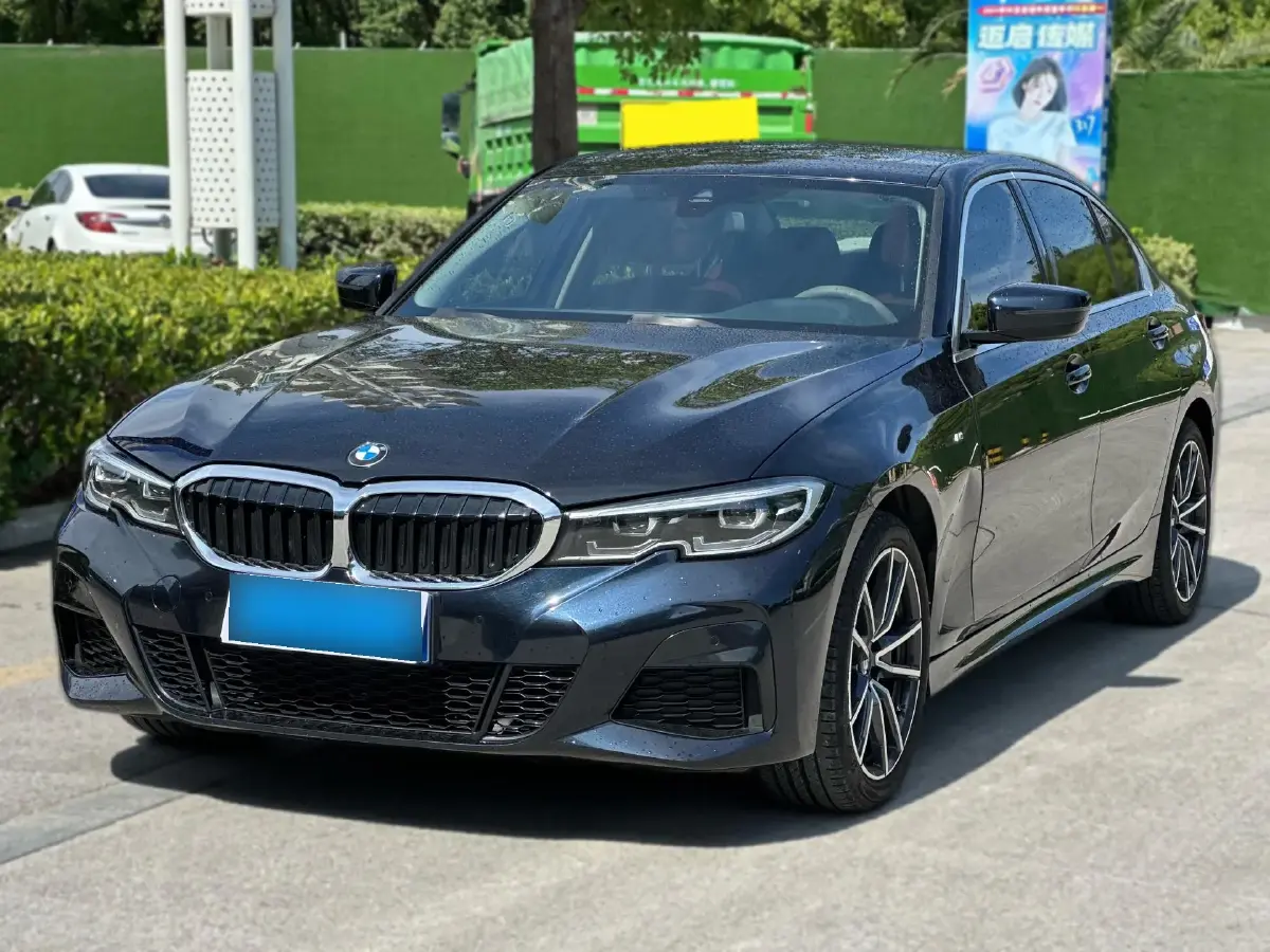 2022 BMW 3 Series 2.0T 184HP L4 8AT