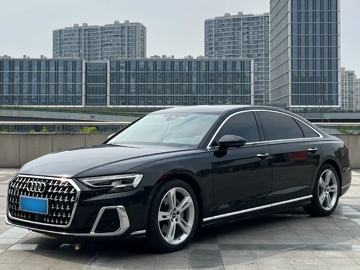2023 Audi A8 3.0T 286HP V6 8AT