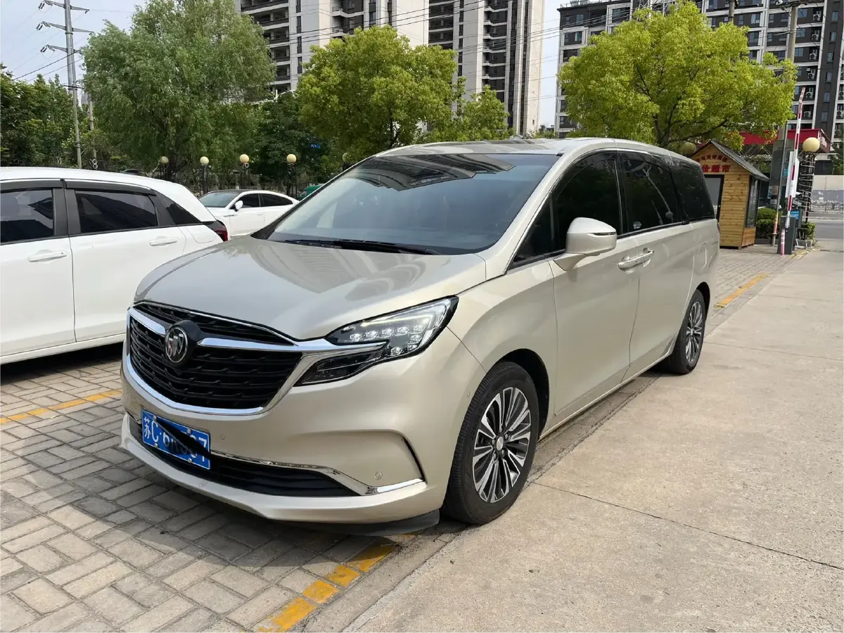 2022 Buick GL8 2.0T 237HP L4 9AT