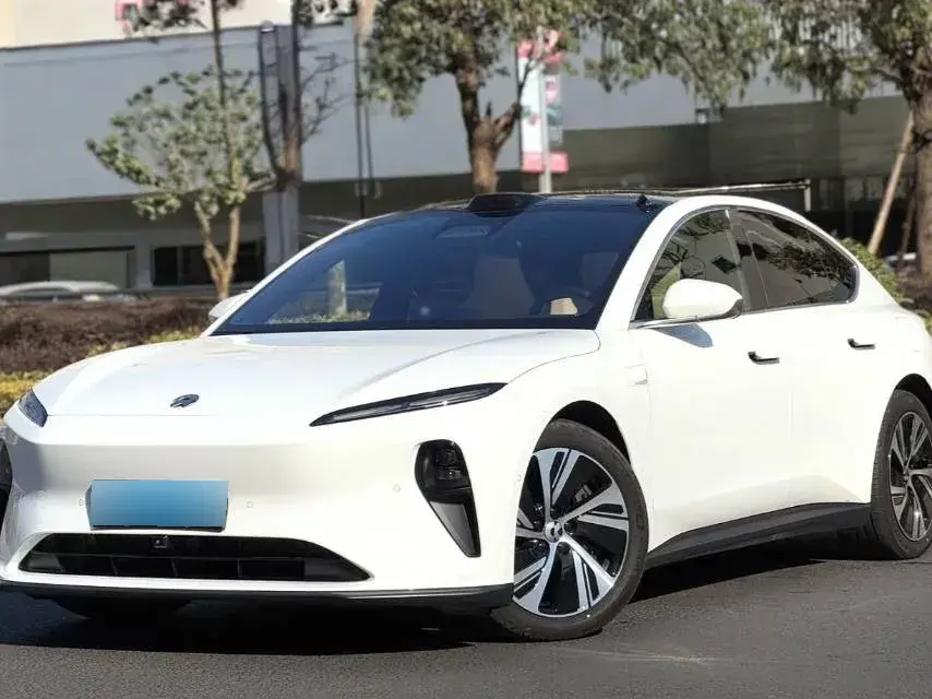 2024 NIO ET5 BEV 75KWH