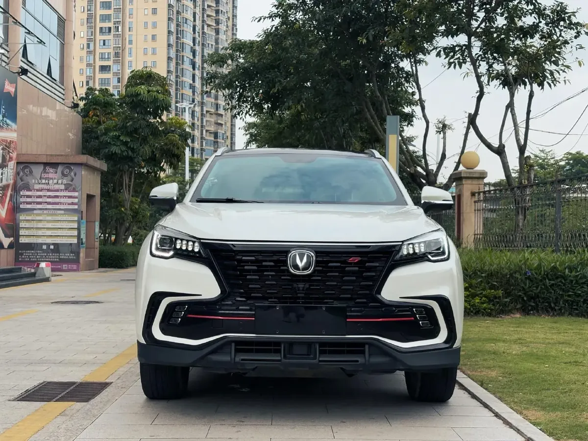 2021 ChangAn CS85 Coupe 1.5T 178HP L4 7DCT,autocango,china used car exporter,china ev exporter,chinese used car exporter,chinese used ev exporter
