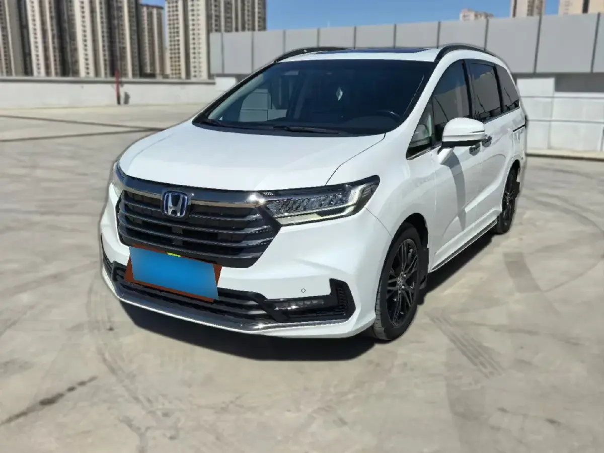 2022 Honda Odyssey 2.0L 146HP L4 E-CVT Hybrid