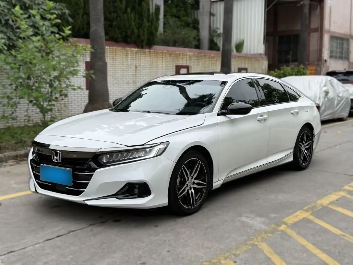 2022 Honda Accord 1.5T 194HP L4 CVT