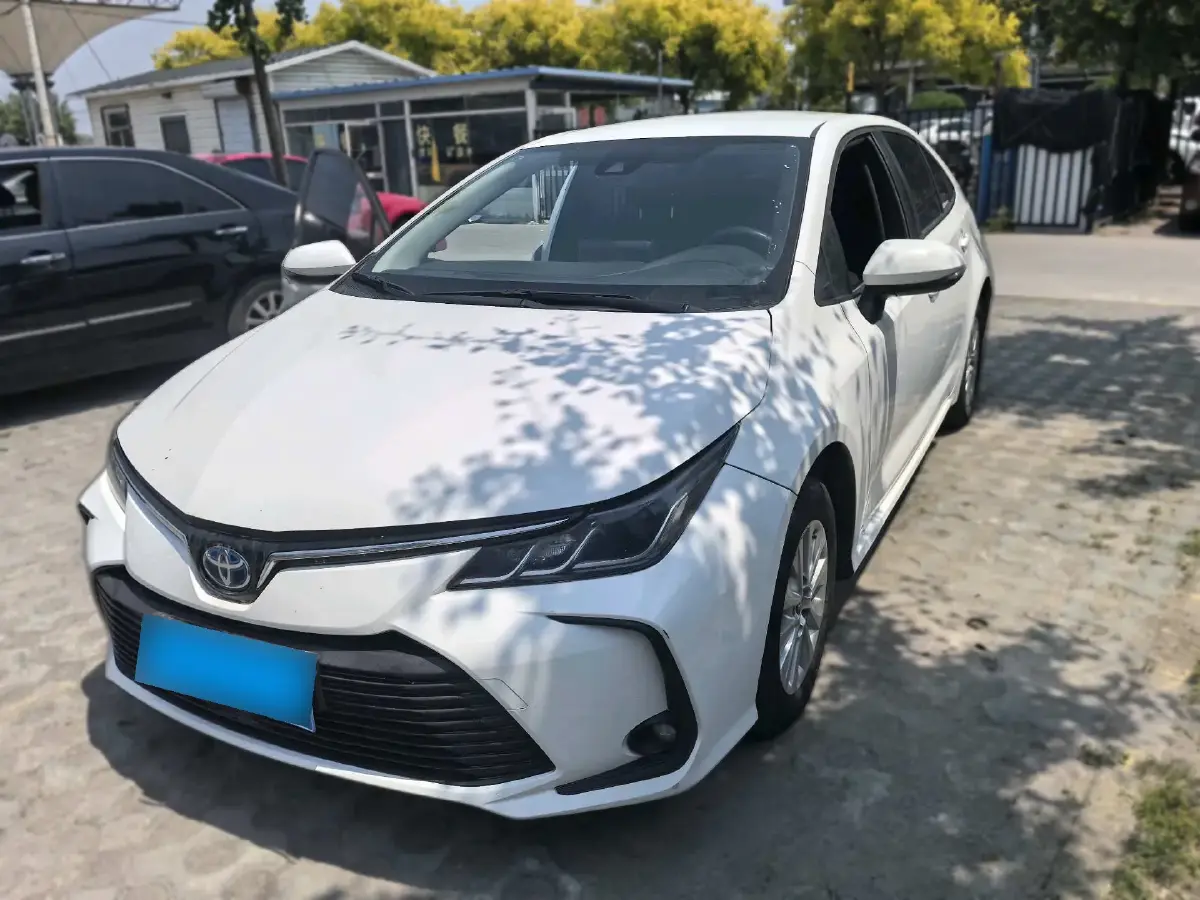 2022 Toyota Corolla 1.8L 98HP L4 E-CVT Hybrid