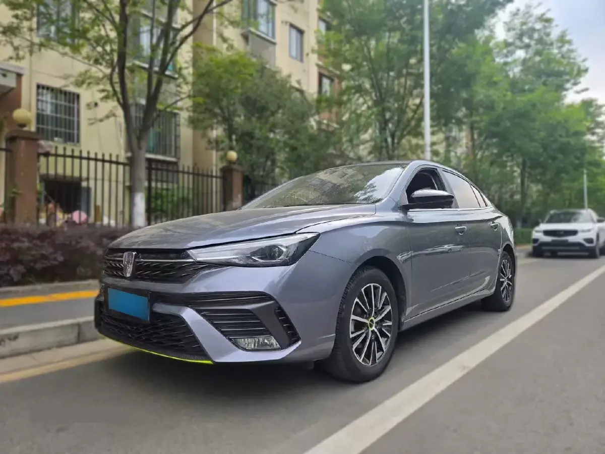 2021 Roewe i5 1.5L 120HP L4 CVT