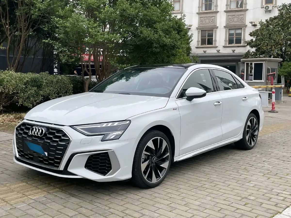 2022 Audi A3 1.4T 150HP L4 7DCT