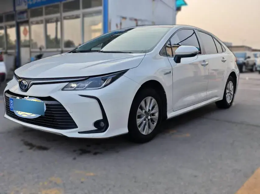 2022 Toyota Corolla 1.8L 98HP L4 E-CVT Hybrid