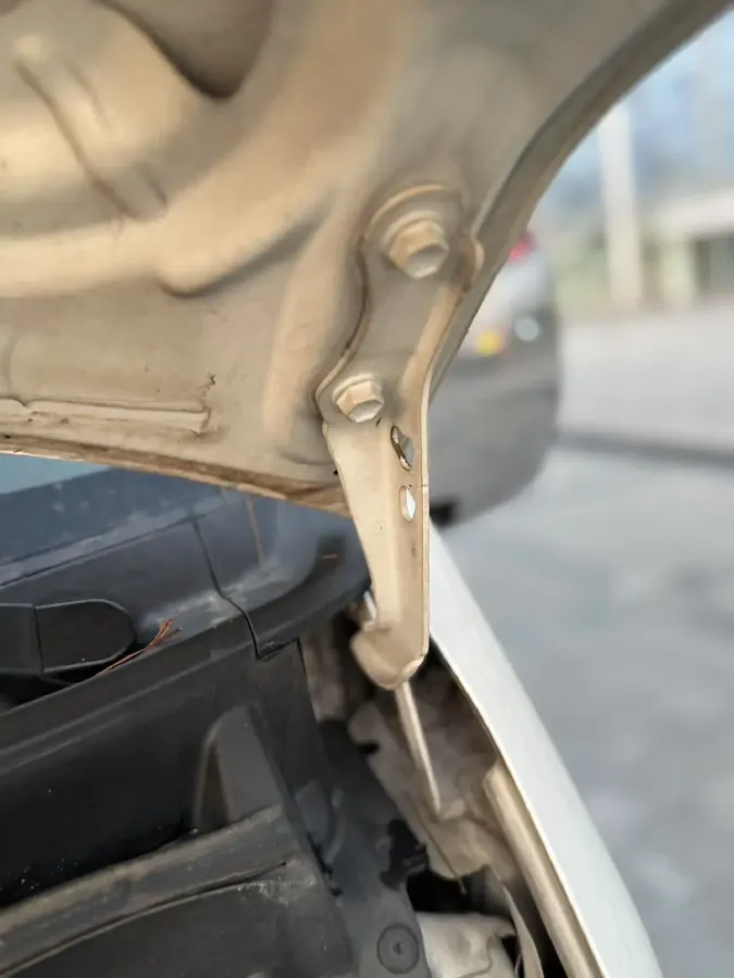 2011 Toyota Hiace 2.7L 154HP L4 4AT,autocango,china used car exporter,china ev exporter,chinese used car exporter,chinese used ev exporter