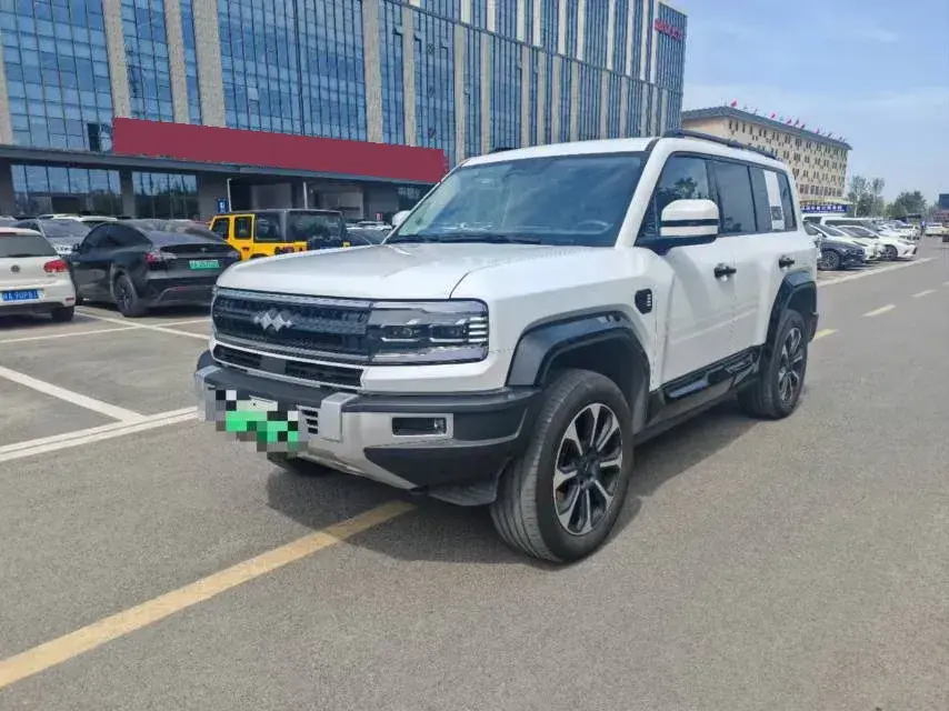 2023 FangChengBao Bao 5 1.5T 194HP L4 E-CVT PHEV 31.8KWH