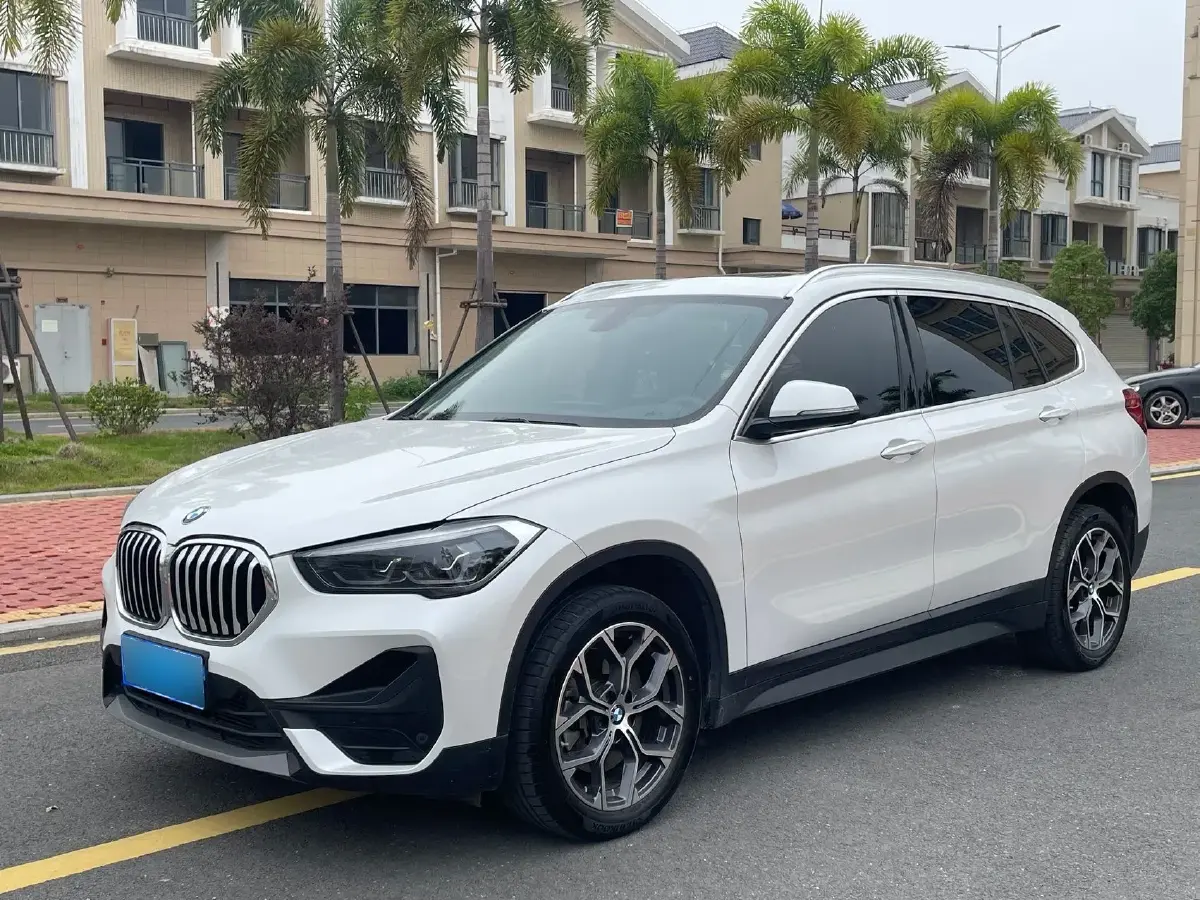 2022 BMW X1 2.0T 192HP L4 7DCT