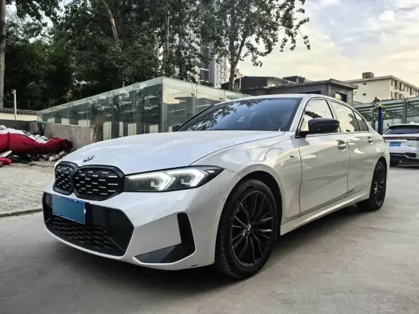 2024 BMW 3 Series 2.0T 184HP L4 8AT