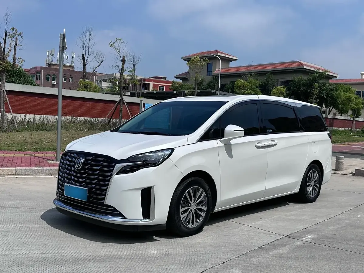 2022 Buick GL8 2.0T 237HP L4 9AT