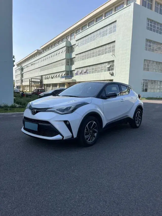 2021 Toyota C-HR 2.0L 171HP L4 CVT
